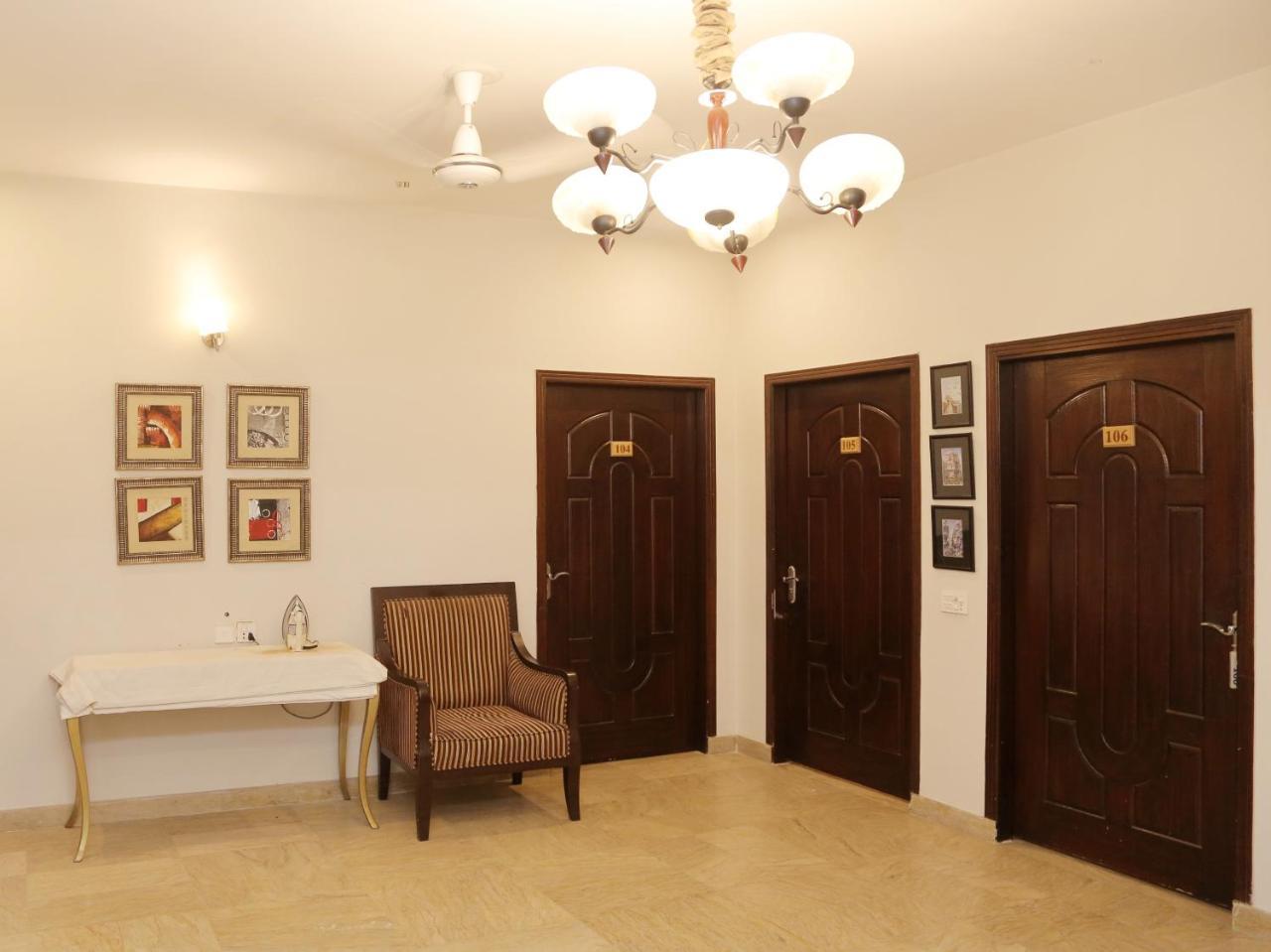 Shelton Hotel Lahore Exterior photo
