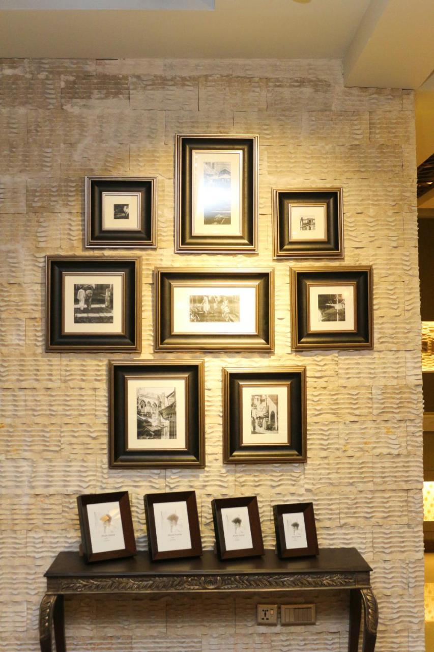 Shelton Hotel Lahore Exterior photo